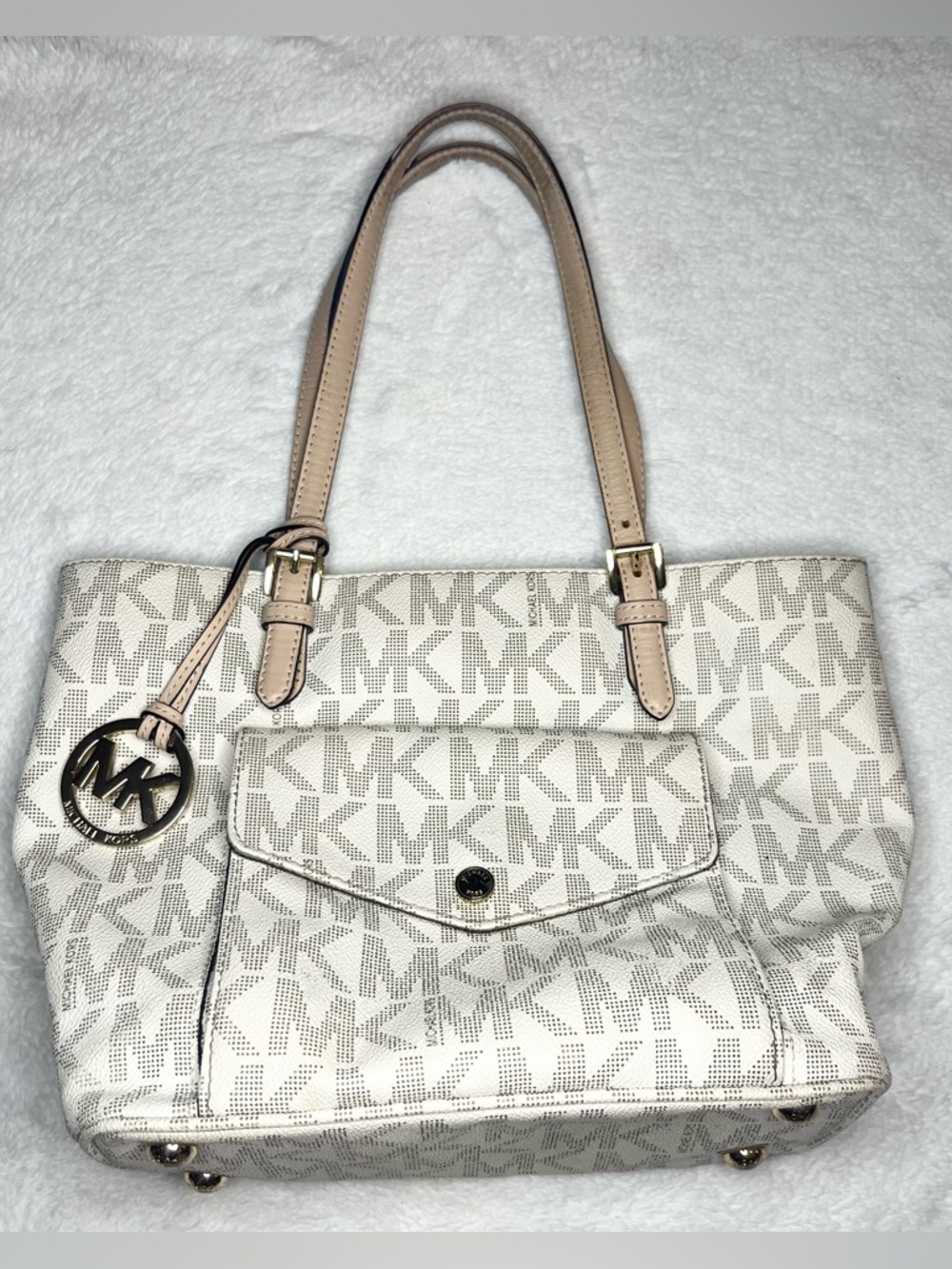 Michael Kors White & Beige Signature Coated Canvas & Leather Jet Set Pocket Tote - Picture 6 of 13